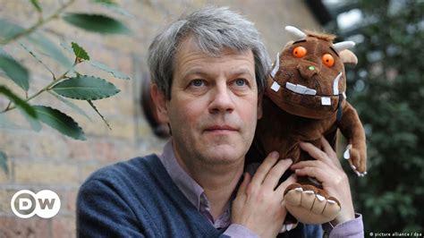 Gruffalo artist Axel Scheffler on Brexit: 'I'm shocked' – DW – 06/24/2016