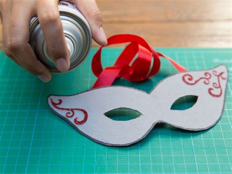 How to Make a Paper Mask | Paper mask, Halloween ball, Mask