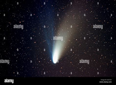 Comet Hale Bopp March 1997 Stock Photo - Alamy