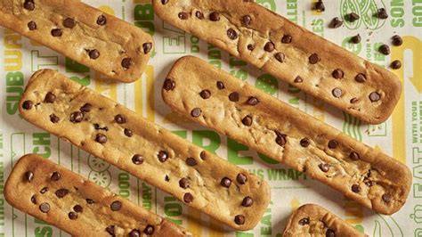 Subway Adds A Footlong Cookie At Some Locations For National Cookie Day