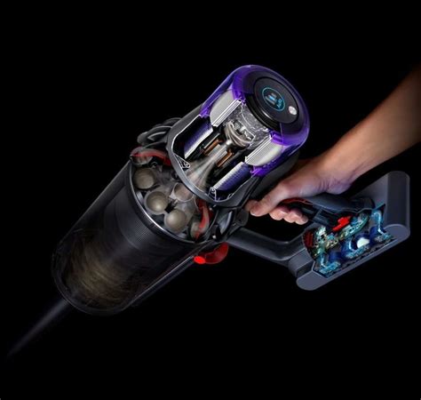 Review: Dyson V11 Outsize Cordless Vacuum