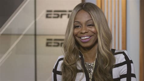 Josina Anderson wiki, age, husband, bald, net worth, salary, hair, feet