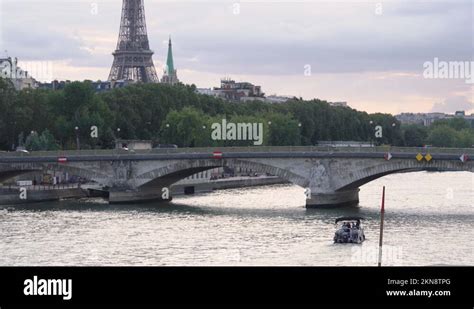 Pont des invalides bridge Stock Videos & Footage - HD and 4K Video ...