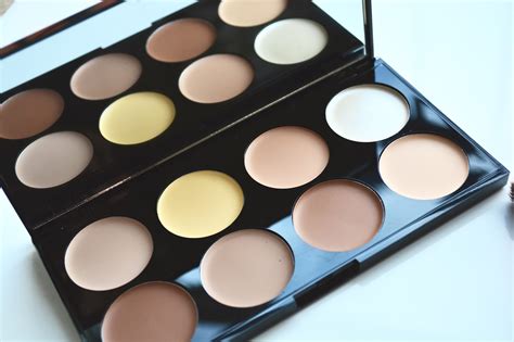 Makeup Revolution Ultra Cream Contour Palette || Review | Miss Sunshine ...