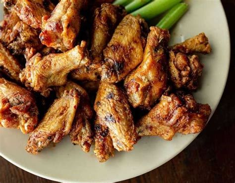 The Best Chicken Wings Restaurants - Food Blog