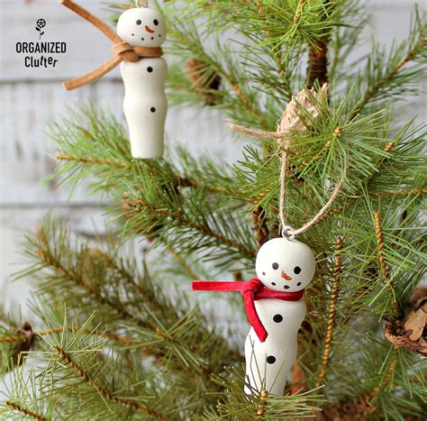 Easy DIY Wooden Peg Snowman Christmas Tree Ornaments - Organized Clutter