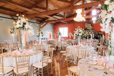 Weddings at Willow Creek Winery - Willow Creek Winery & Farm