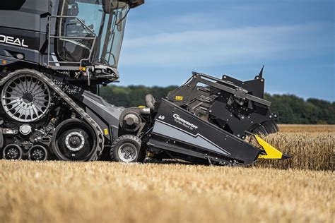 Fendt combines will soon be available with Geringhoff headers