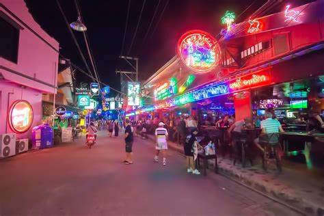 4 Things to Do After Dinner on Soi Green Mango - A Popular Nightlife ...