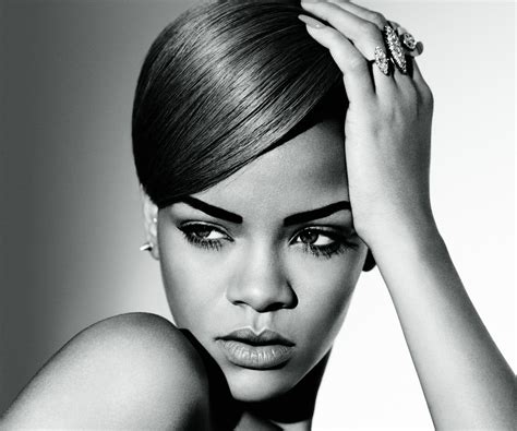 New Music: Rihanna – Diamonds | Haus///of///Logan