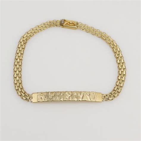 14kt Gold Name Plate Bracelet | Property Room