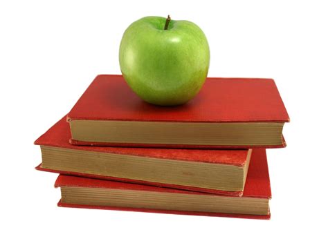 Green Apple on Books : The Chicago Moms