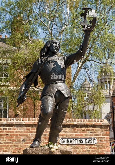 King Richard III statue in grounds of Leicester Cathedral, England, UK ...