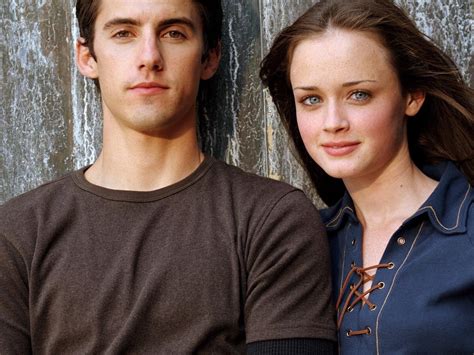 Alexis Bledel drops major hint about Rory's boyfriends in the Gilmore ...