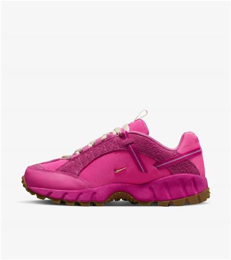 Air Humara x Jacquemus 'Pink Flash' (DX9999-600) Release Date. Nike SNKRS