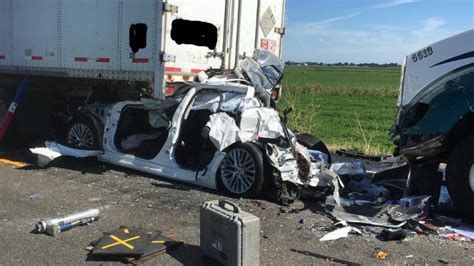 Woman Survives Horrific Highway 12 Crash Near Rio Vista - CBS San Francisco