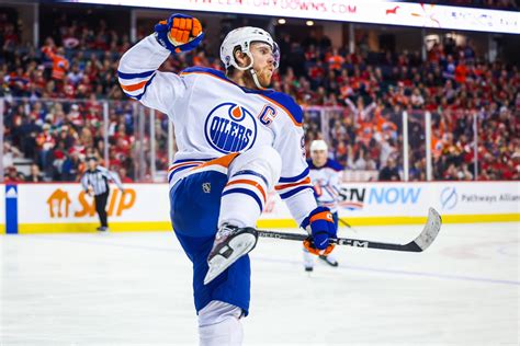 Connor McDavid NHL scoring title chase: Tracking the Oilers captain’s ...