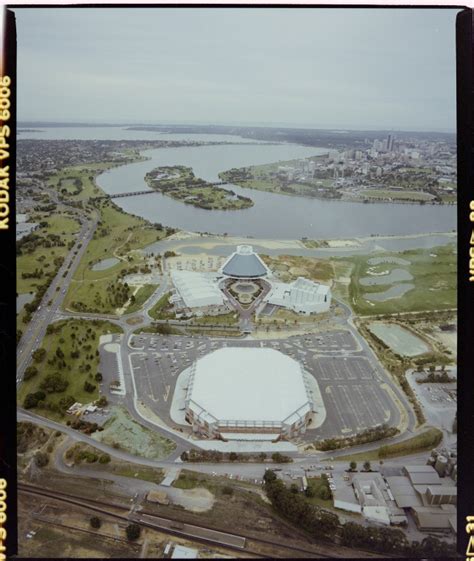 Aerial photographs of the Burswood Island Resort, May 1988 - State ...