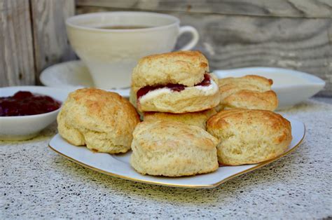 En ce moment je suis en Ecosse et je me régale des scones pour le petit ...