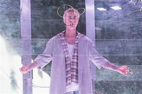 Justin Bieber Kicks Off 'Purpose World Tour': Watch the Opening, See ...