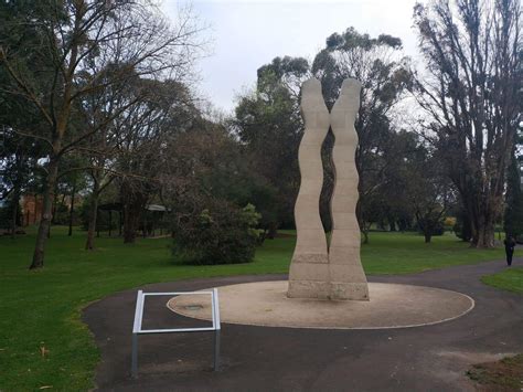 Umpherston Sinkhole - Cave Garden, Address & History, Mount Gambier