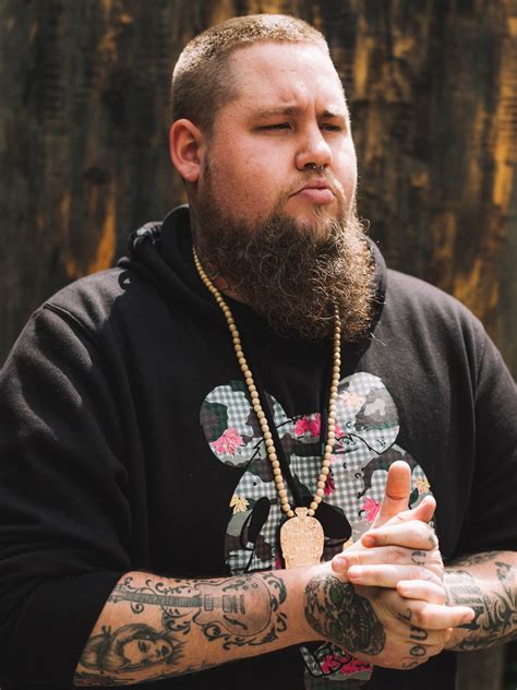 Rag’n’Bone Man returns with powerful new single ‘Human’