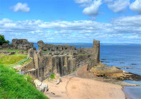 St Andrews Castle and Cathedral Ruins | Elderburn Lodges