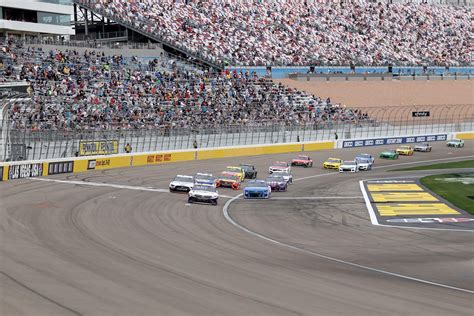 NASCAR TRACKS - LAS VEGAS MOTOR SPEEDWAY - NASCAR 101