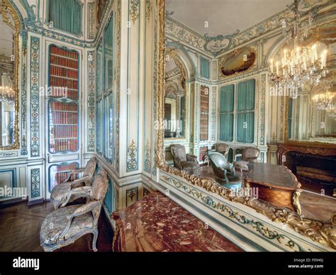 Interior of living room of Versailles at Versailles Palace, France ...