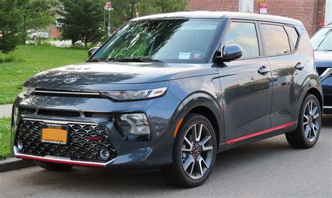 2020 Kia Soul trim levels: Feature comparison tables - CoPilot