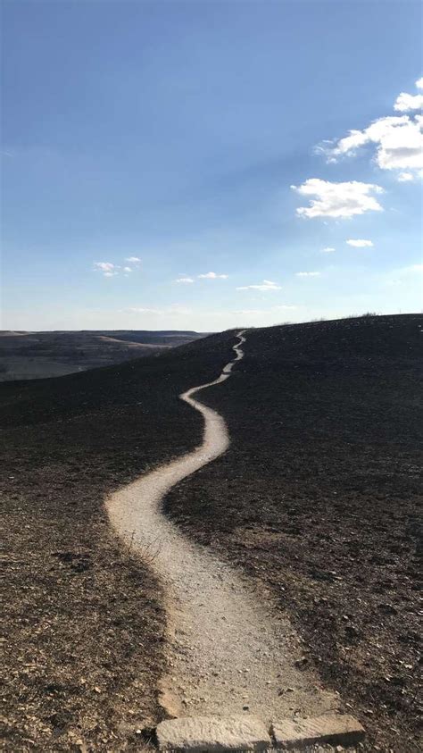 Looking for a day trip? Konza Prairie Trail in Manhattan, KS was ...