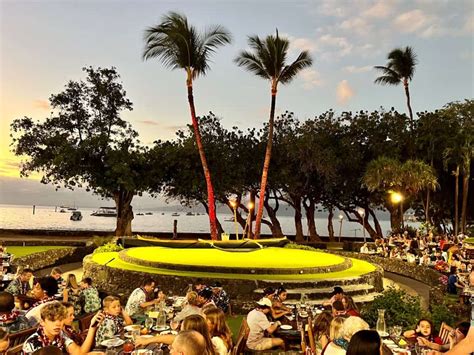 Old Lahaina Luau, Maui - Review and Photos from my visit! - Destination ...