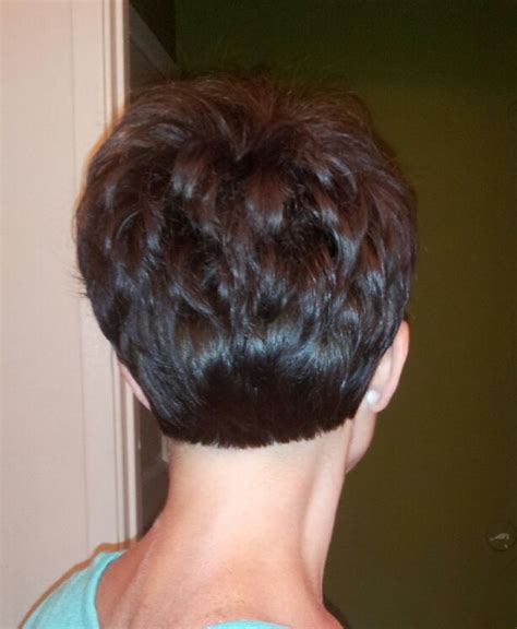 Short Haircuts From Back Of Head - Wavy Haircut