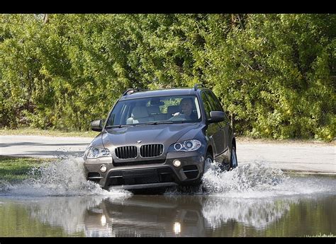 2011 BMW X5 xDrive35i - Front Angle View, car, HD wallpaper | Peakpx