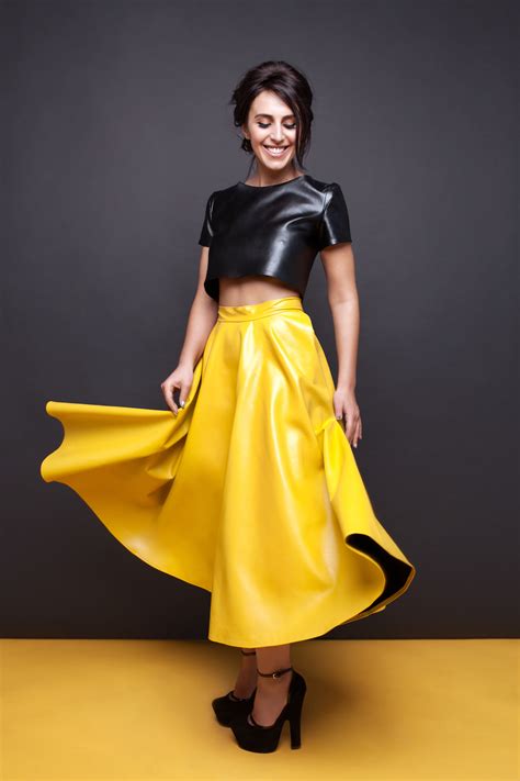 Jamala Ukraine Yellow skirt | GastroGays