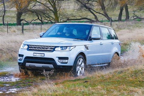 Range Rover Hybrid review