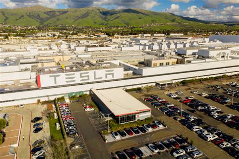 Tesla Fremont Factory Tells a Tale of Changing Fortunes – Autowise