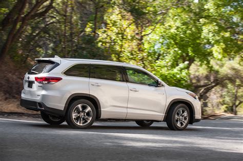 A Step In The Right Direction: The 2018 Toyota Highlander Hybrid ...