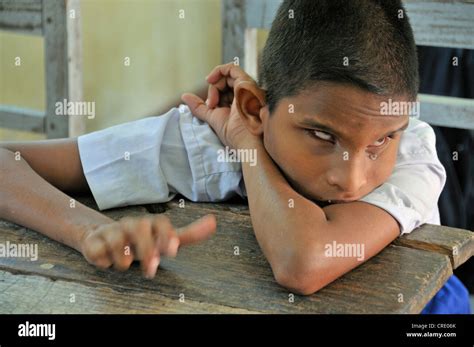 Blind boy hi-res stock photography and images - Alamy