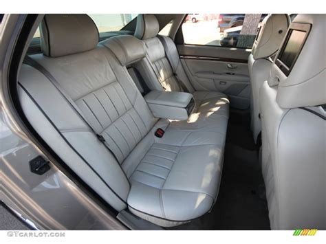 T6 Oak/Linen Interior 2005 Volvo S80 T6 Photo #55402828 | GTCarLot.com