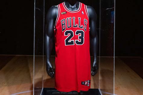 Michael Jordan Jersey From 1998 NBA Finals Sells for a Record $10.1M