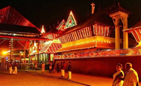 Guruvayoor Temple Timings, Darshan, Festivals & More