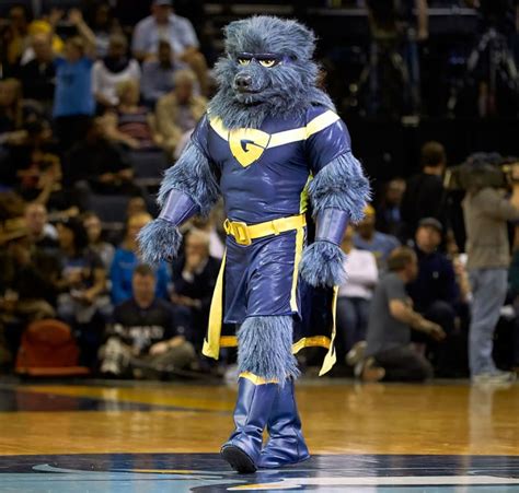 Ranking the NBA's Mascots: Tess Jantscheck photos: Hot Clicks - Sports ...