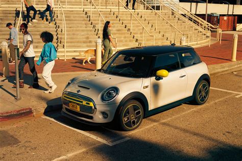 2020 Mini Cooper EV, Photos and Numbers - The Green Car Guy