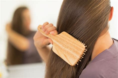 Comb Your Hair The Proper Way - 4 Tips To Help You | conditioner, hair ...