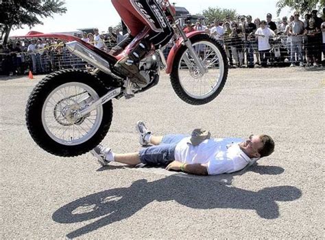 Most Amazing and Dangerous Bike Stunts by Riders ~ RACING STUNTS