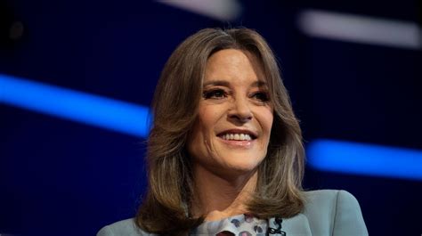 Marianne Williamson campaigning in Iowa for first time since debates