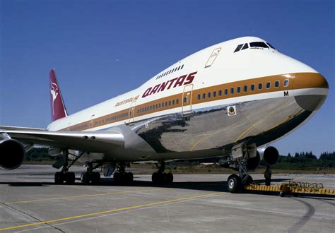 Qantas 747 - a pictorial tribute to 49 years - Airline Ratings