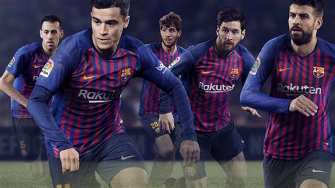 FC Barcelona unveils new Nike kit for 2018/19 season