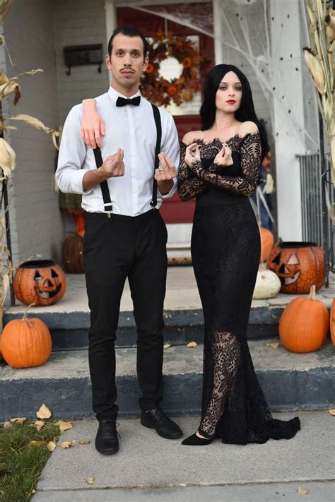 gomez and morticia addams couples halloween costume Last Minute ...